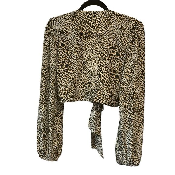 2/$20 Shein Leopard Print Tie-Front Blouse - Picture 5 of 6